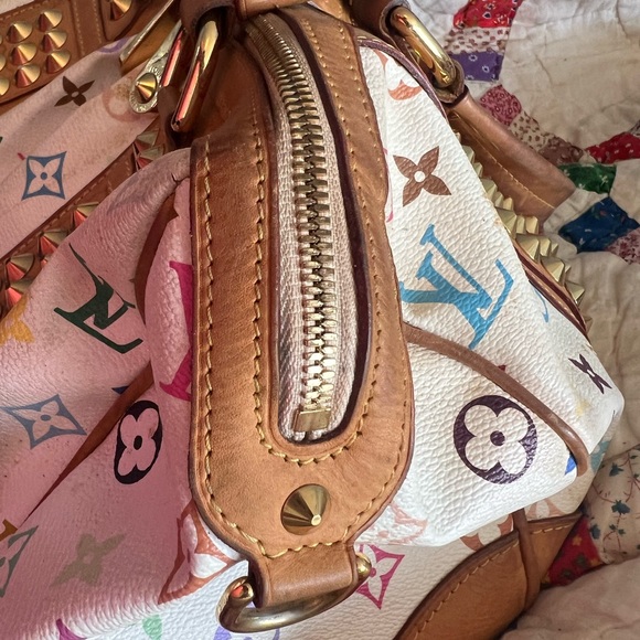 SOLD Vintage Louis Vuitton Courtney - Picture 8 of 8